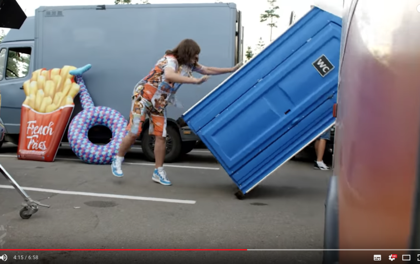 Клип Баскова и Киркорова "Ибица" уже посмотрели почти полтора миллиона человек. Фото скриншот https://www.youtube.com/watch?v=Yy3DH0gfnhQ