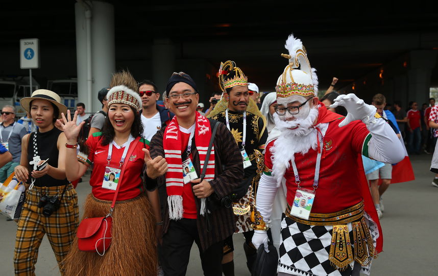 Болельщики в Москве перед финалом Франция - Хорватия. Фото Василий Кузьмичёнок