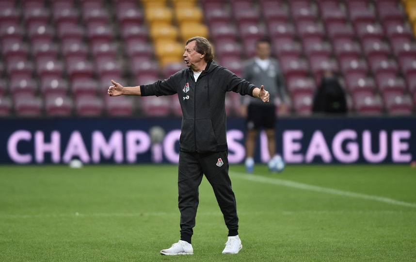 Главный тренер "железнодорожников" Юрий Сёмин. Фото AFP