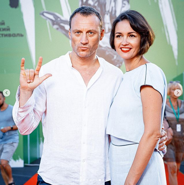 Анатолий Белый с женой Инессой. Фото предоставлено пресс-службой "Кинотавра"