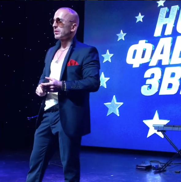 Двойник Дмитрия Нагиева на кастинге "Фабрики звёзд". Фото скриншот с официального Instagram "МУЗ-ТВ"