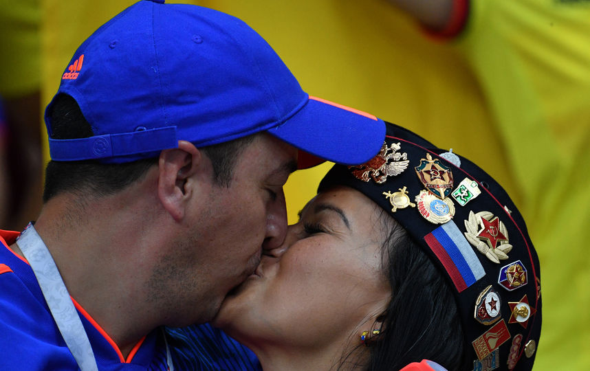 Просто секс! Самые страстные поцелуи на чемпионате мира по футболу в России: фото