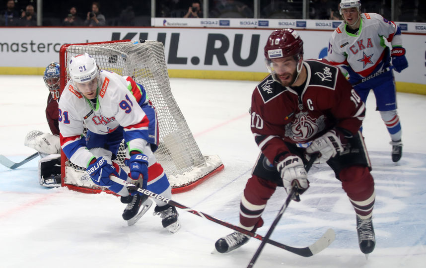 Фрагмент матча СКА - "Динамо" (Рига). Фото Юрий Кузьмин, Андрей Голованов, photo.khl.ru
