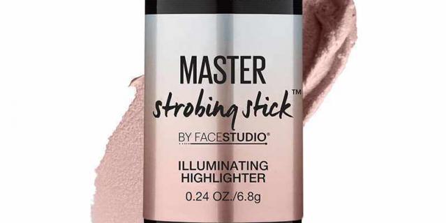 Хайлайтер Maybelline Master Strobing Stick.