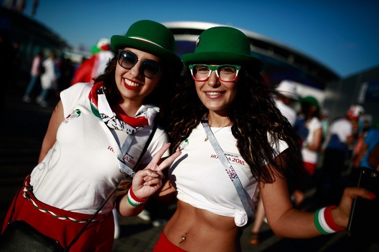 Болельщицы на матче Иран - Испания в Казани. Фото AFP