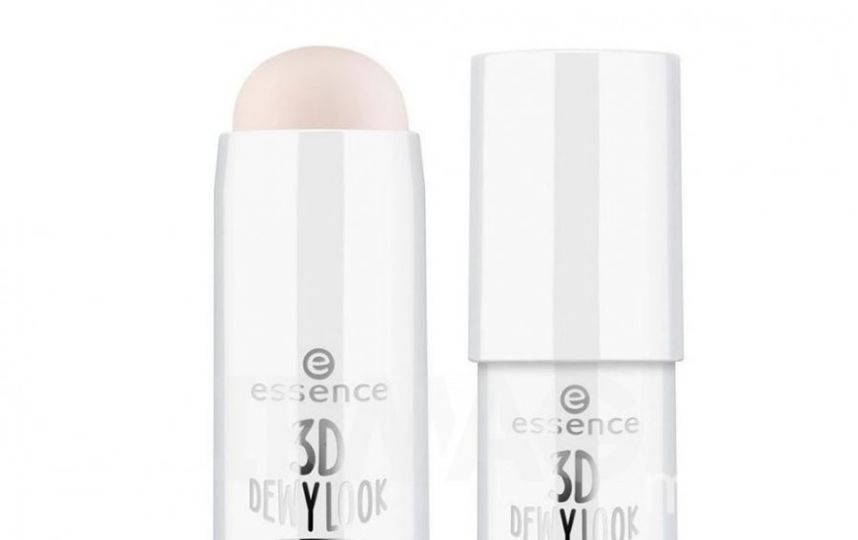 Хайлайтер Essence 3D Dewy Look Stick. Фото предоставлено пресс-службой бренда, "Metro"