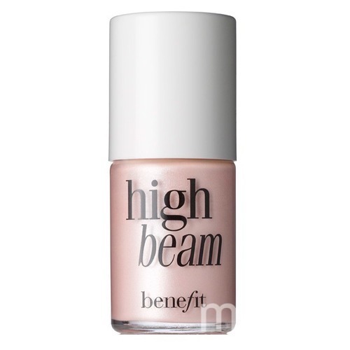 Средство для сияния кожи Benefit high beam. Фото предоставлено пресс-службой бренда, "Metro"