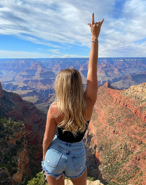 Юлия Ефимова. Фото скриншот https://www.instagram.com/pryanya93/