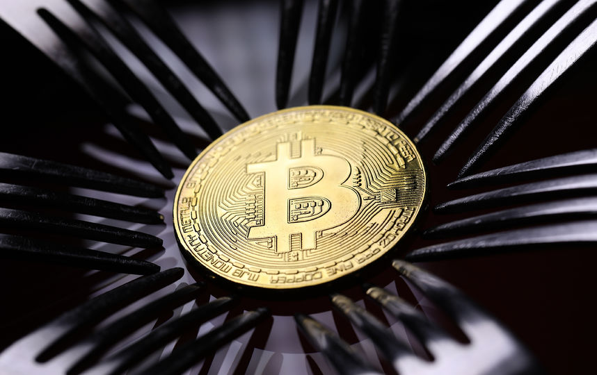 Стоимость биткоина приравняли к нулю