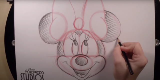 Минни Маус.