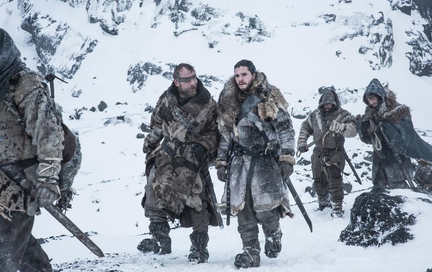 Всем актёрам из "Игры Престолов" пришлось на съёмках несладко. Фото HBO