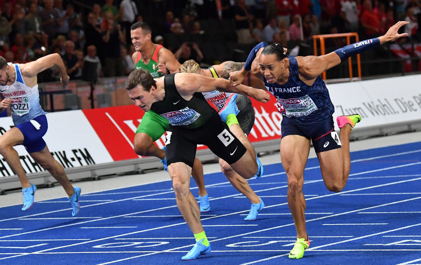 Сергей Шубенков  уступил 0,002 секунды Паскалю Мартино-Лагарду на дистанции 110 метров с барьерами. Фото Getty