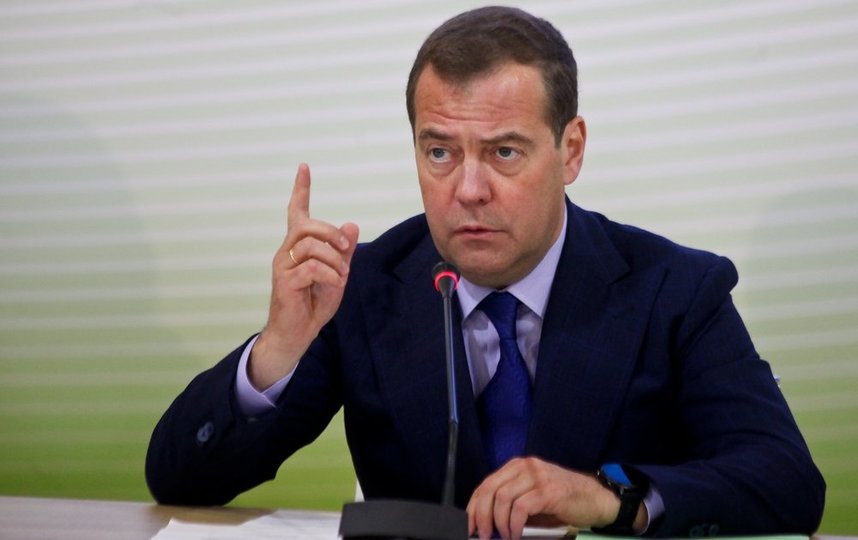Медведев дал совет всем, кто хочет стать президентом