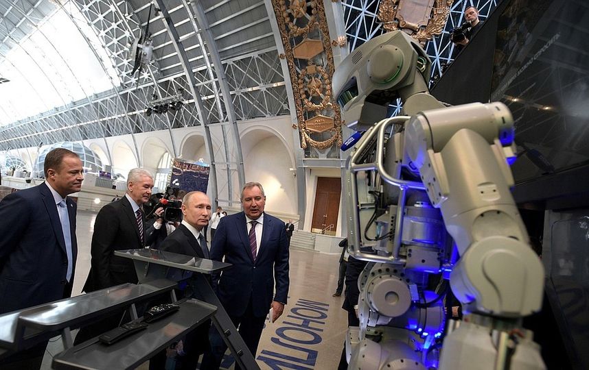 Путин побывал в "Космосе"