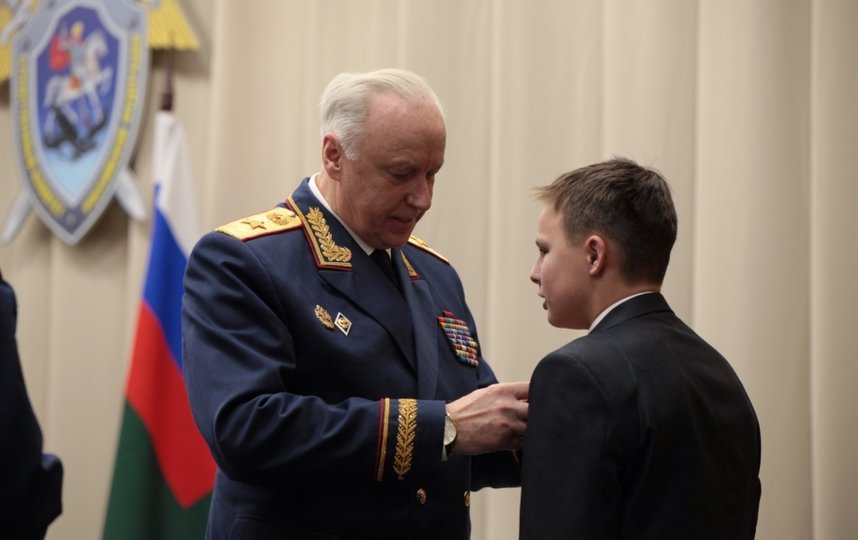 Награждение Димы в Москве. Фото sledcom.ru