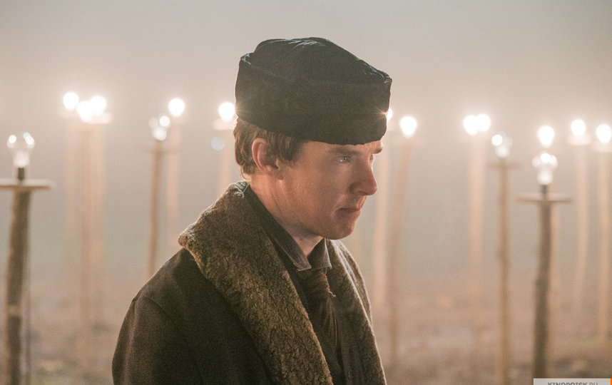 Эдисон (Бенедикт Камбербэтч). Фото Пионер, kinopoisk.ru