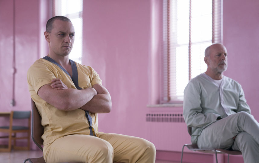 Кадр из фильма "Стекло". Фото WDSSPR, kinopoisk.ru