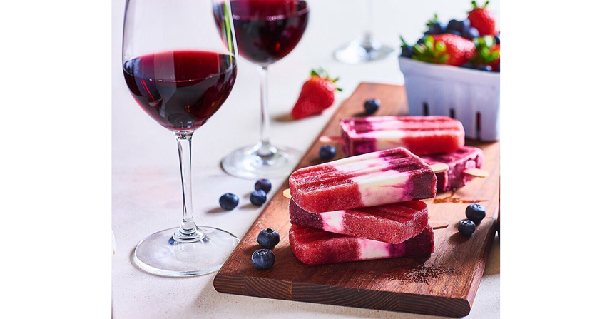 Фрукты, ягоды, десерты. Фото instagram.com/wines_best_glass