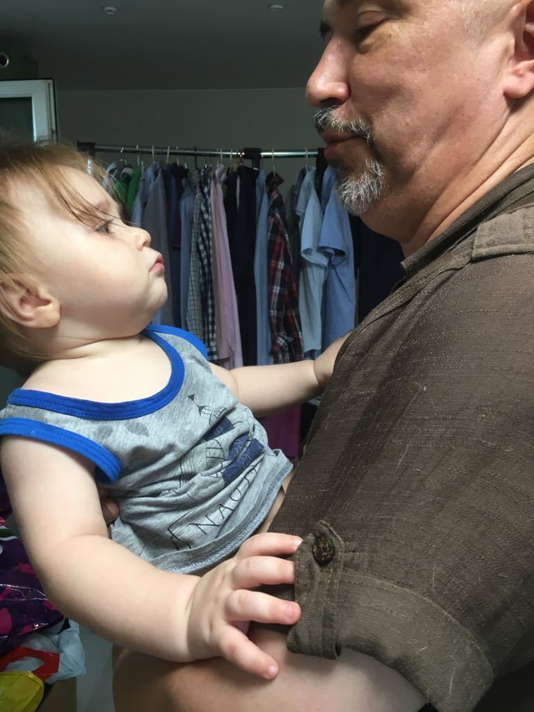 Дед Юрий и внук Даниял. Фото Юрий Фетисов