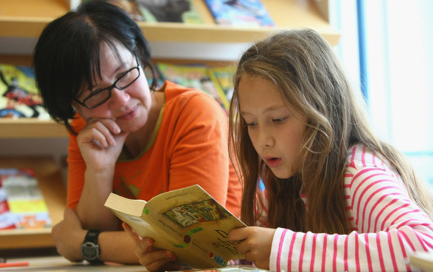 Кузнецова назвала неприличные детские книги, которые "даже взрослым показывать страшно"