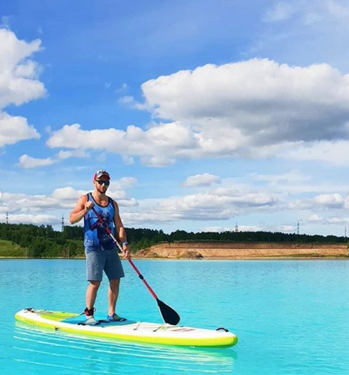 Виды действительно впечатляют: природа, ярко-бирюзовая вода. Фото Скриншот Instagram @sup_novosibirsk