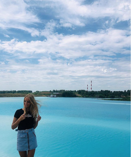 Виды действительно впечатляют: природа, ярко-бирюзовая вода. Фото Скриншот Instagram @_y.s.h_