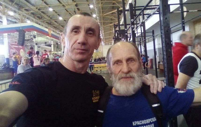 Пенсионер из Красноярска установил два мировых рекорда по подтягиваниям