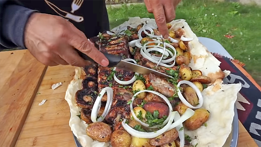 Свиные рёбрышки по-армянски. Фото Канал "У Жоржа", Скриншот Youtube