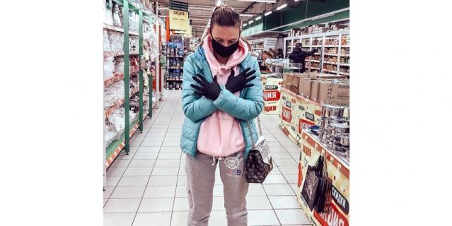 Поход в магазин стал трендом соцсетей.
