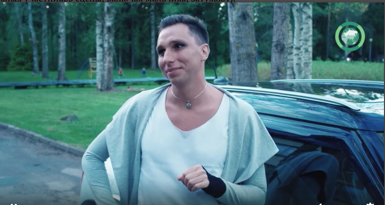 Ролик про геев, усыновивших ребёнка, вызвал резонанс в Сети. Фото https://www.youtube.com/watch?v=B8A8tj8zrKM, Скриншот Youtube