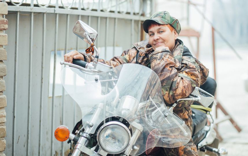 Севастьяна Самородок и её Honda Steed 400. Фото Ольга Русинова