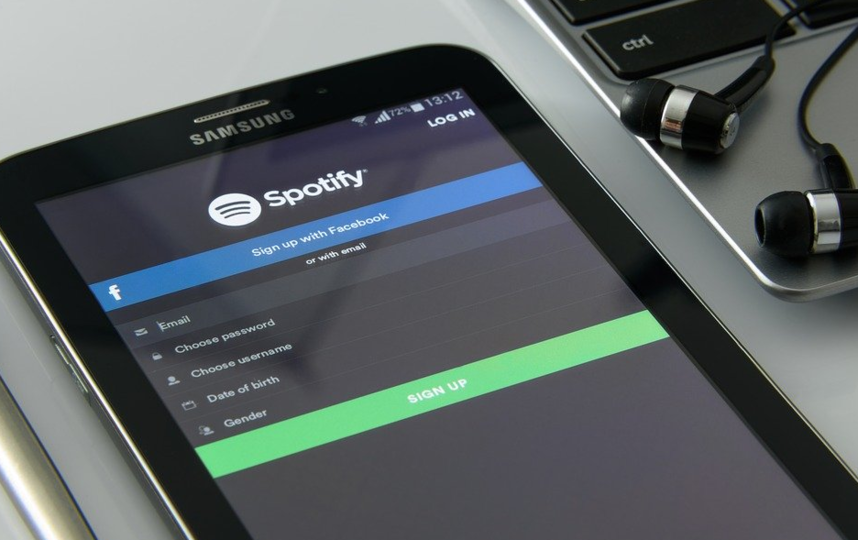 Сервис Spotify запустят в России с 15 июля