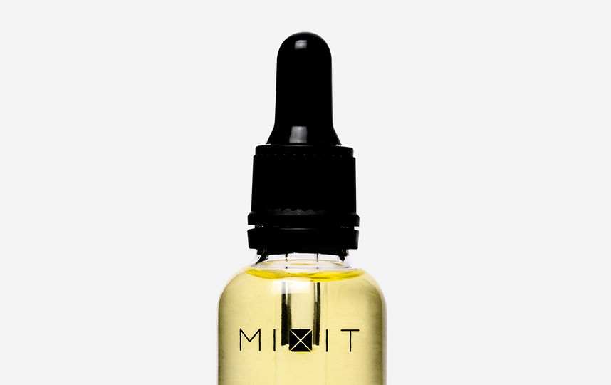 Праймер-эссенция под макияж MIXIT All-in-One Essence.