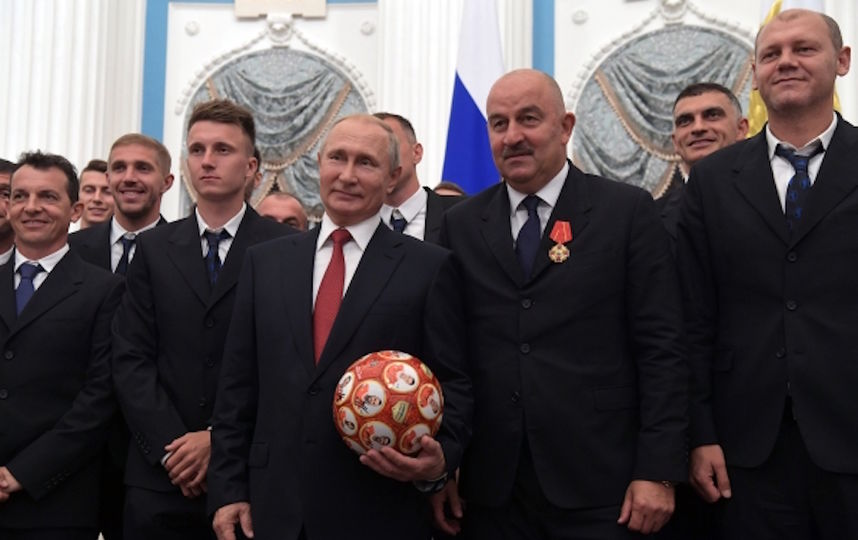 Дзюба предложил Путину бросить хоккей ради футбола