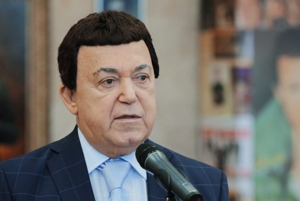 Иосиф Кобзон купил себе место на кладбище