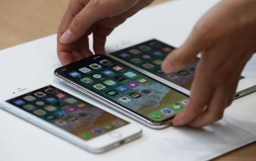 iPhone X раскупили в России за три минуты