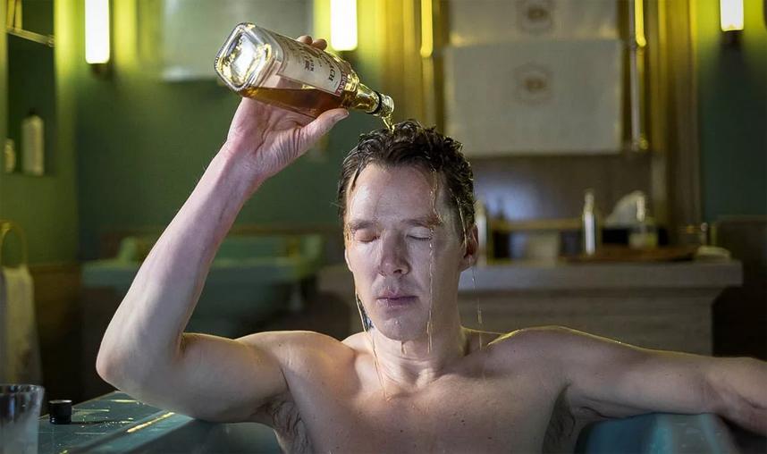 Кадр из сериала "Патрик Мелроуз" (18+). Фото Amediateka, kinopoisk.ru