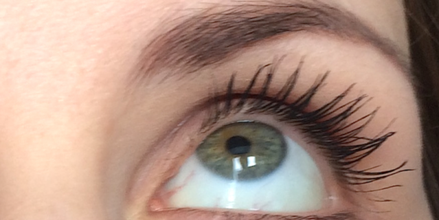 Тушь Essence Volume Boost Get big lashes.
