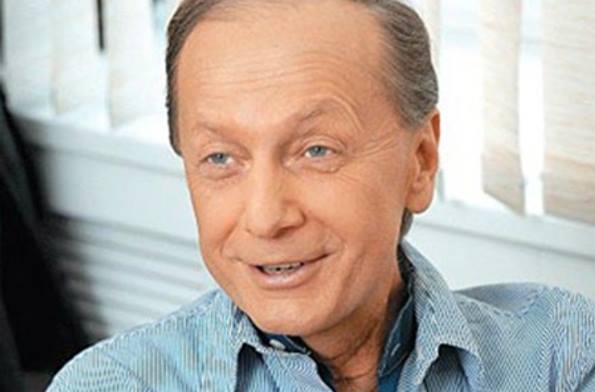 Артист попробовал себя и на актерском поприще, снявшись в фильмах "Гений" (1991), "Депрессия" (1991), "Хочу вашего мужа" (1992). Фото https://www.facebook.com/mzadornov