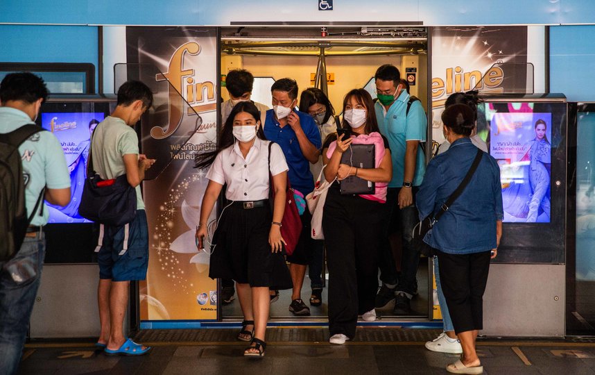 Число инфицированных пневмонией в Китае превысило 24,3 тыс человек. Фото Getty