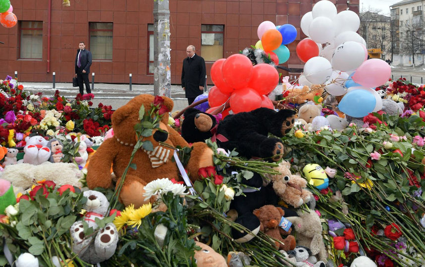 Президент России Владимир Путин рано утром 27 марта прилетел в Кемерово. Фото AFP