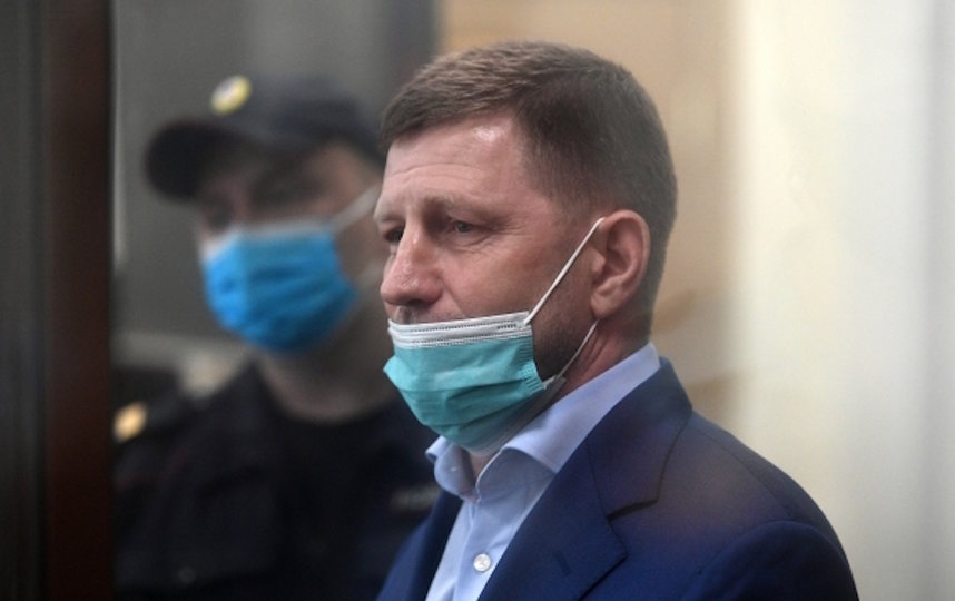 Следователи предъявили обвинение экс-губернатору Хабаровского края Сергею Фургалу
