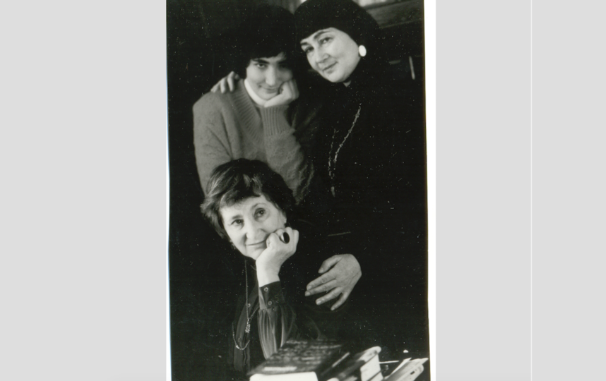 Ржевская с дочерью Ольгой и внучкой Любовью. Фото Из личного архива Елены Ржевской, "Metro"