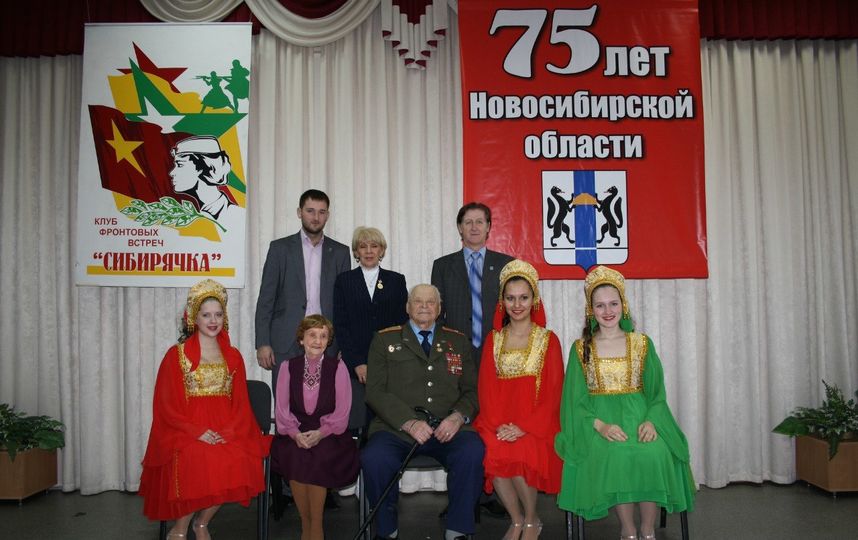 Зоя Булгакова на концерте, посвящённом юбилею Новосибирской области. Фото предоставлено родственниками