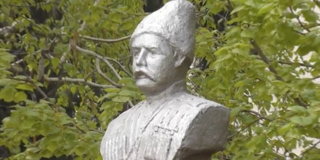 В родной станице Ивану Сорокину поставили памятник.
