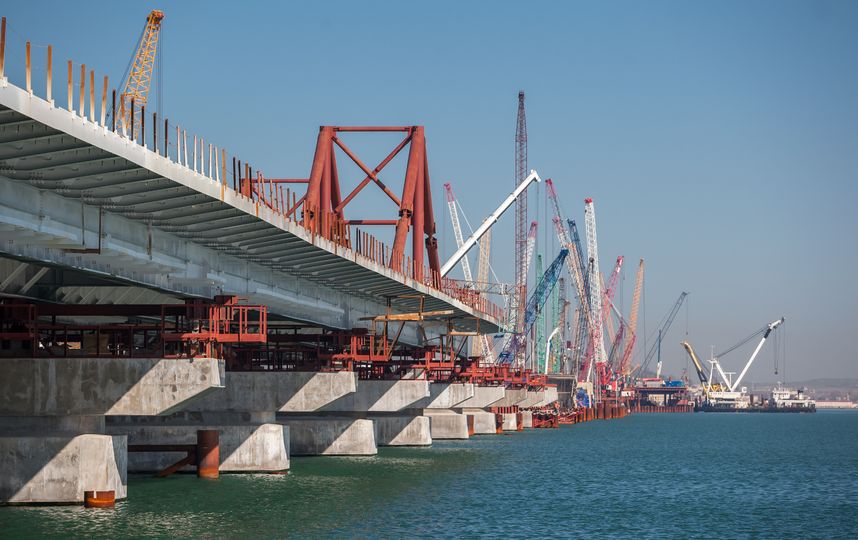 Строительство моста через Керченский пролив вдохновило российских поэтов