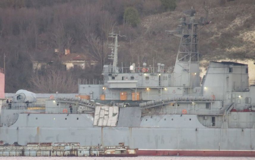 Российское судно "Ямал". Фото vk.com/rusflot, Артём Балабин.