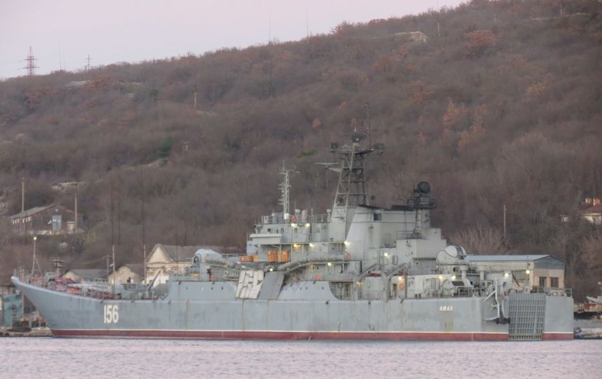 Российское судно "Ямал". Фото vk.com/rusflot, Артём Балабин.