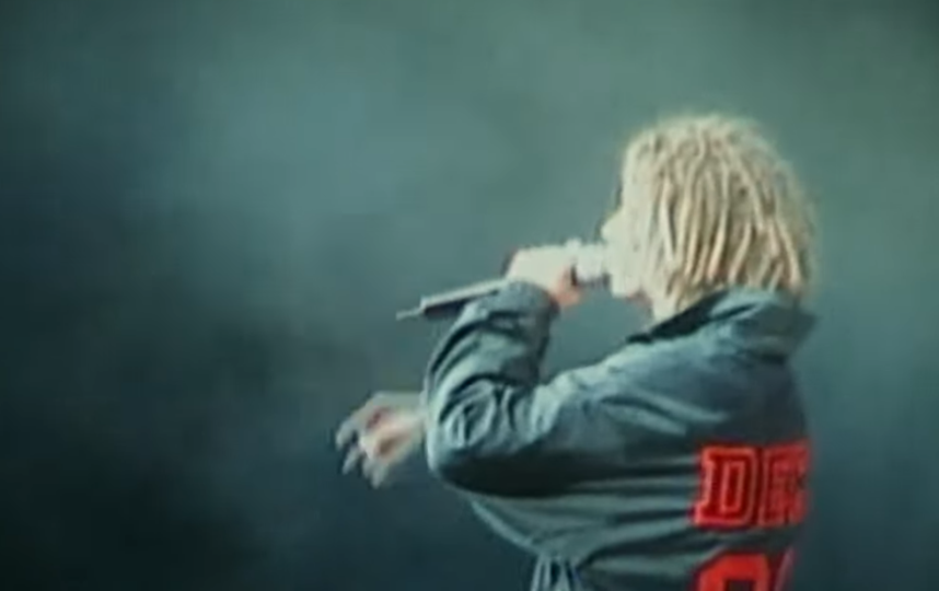 Кадр из трейлера фильма "С закрытыми окнами". Фото скриншот https://www.youtube.com/watch?v=an5U4LuTlSo&feature=youtu.be, Скриншот Youtube