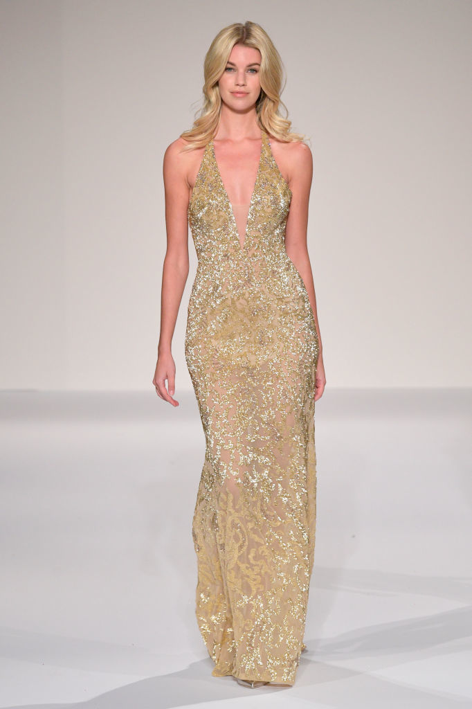 В чём встречать Новый год. Фото Getty